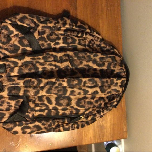 MK leopard backpack - Picture 2 of 3